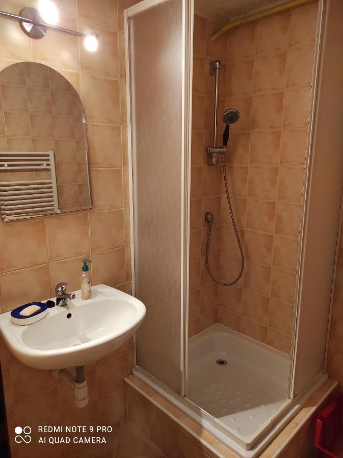 Appartement Privat Alma à Nová Lesná Extérieur photo