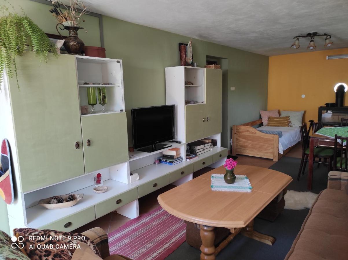 Appartement Privat Alma à Nová Lesná Extérieur photo
